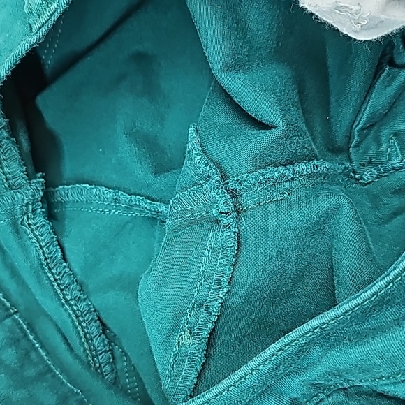 NEW STYLE & CO GREEN CURVY FIT PETITE DENIM JEANS - Picture 7 of 14